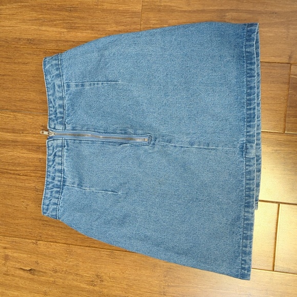 Missguided Single Split Denim Mini Skirt - Picture 8 of 12